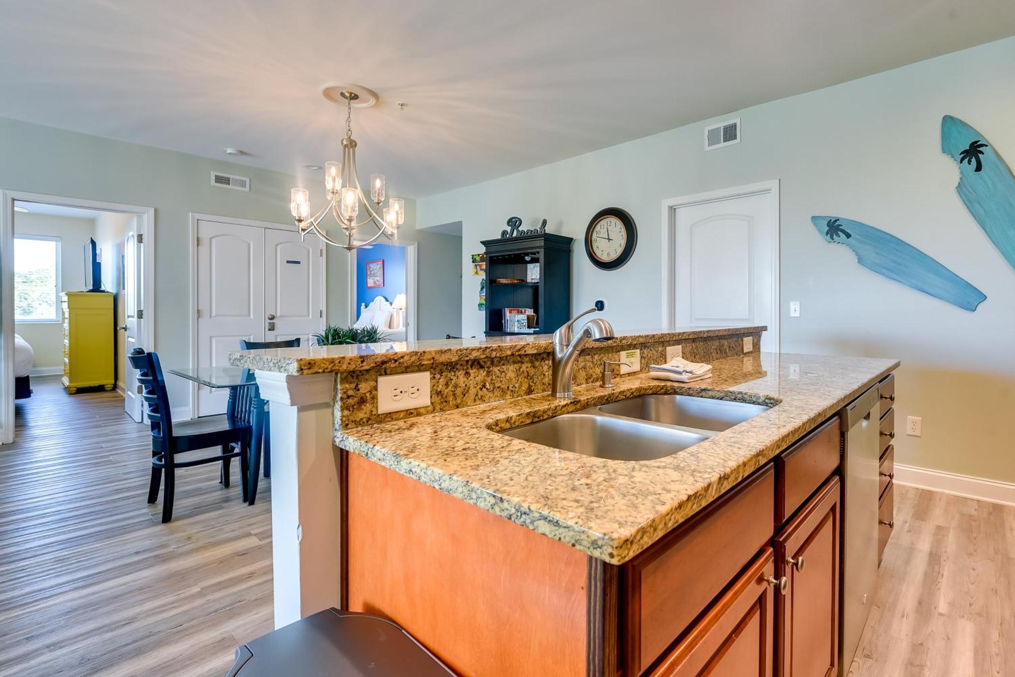 Roomy North Myrtle Beach Condo, Walk To Beach エクステリア 写真